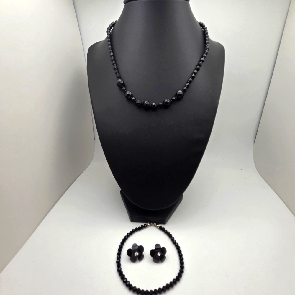 Beautiful Black faceted glass beaded Jewerly  by Trifari vintage signed Trifari